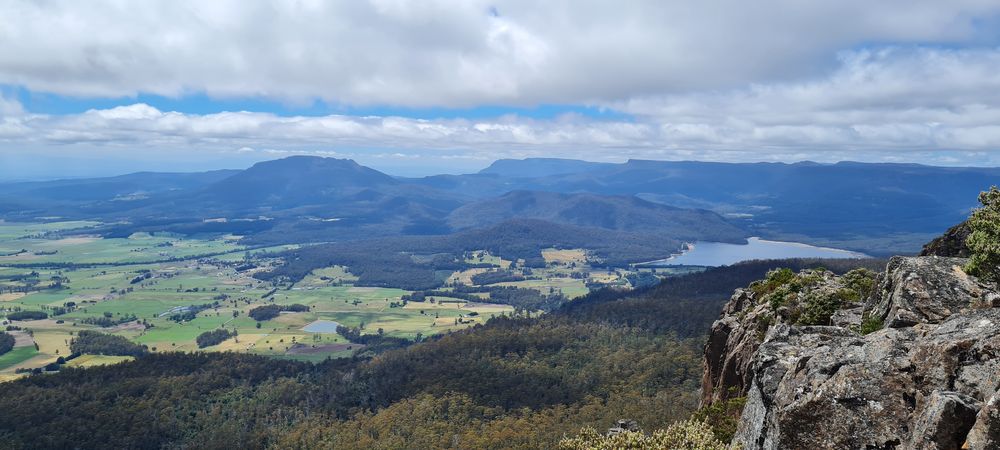 View from the top - looking south east at Quamby Bluff, Meander, Meander Dam and far in the distance the eastern end of the Great Western Tiers. View from the top - looking south east at Quamby Bluff, Meander, Meander Dam and far in the distance the eastern end of the Great Western Tiers.