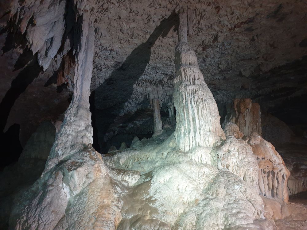 Sassafras cave Sassafras cave