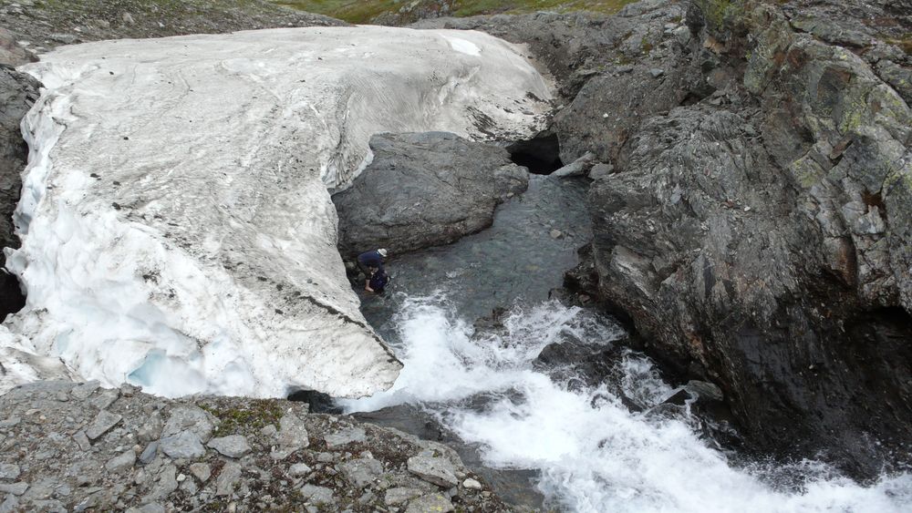 Rescuing Hildegunn's backpack - fortunately I didn't end up with it down there.